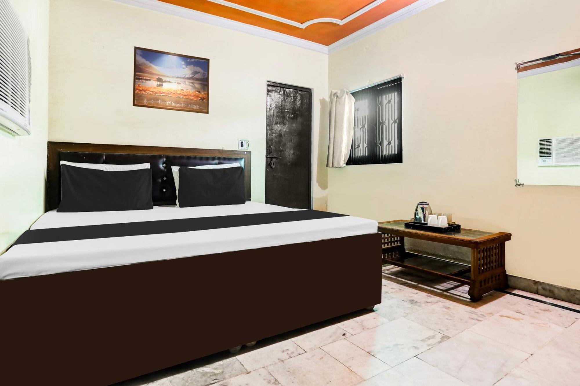 Hotel O Royal Classic Аліґарх Екстер'єр фото